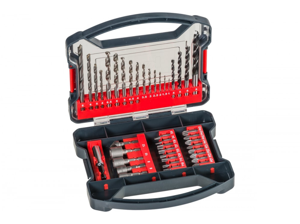 109104  в фирменном магазине KWB